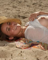 Zishy - 22-full_m23_0009989013534