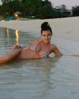 Zishy - 44-jasmine-jazz-on-kong-island-044