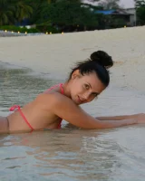 Zishy - 46-jasmine-jazz-on-kong-island-046