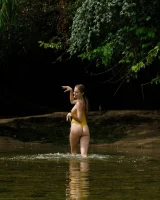 Zishy - 02-full_002_1447402550095418