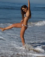 Zishy - 26-full_027_085837221012280