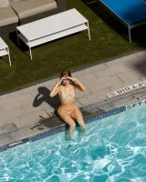 Zishy - 09-full_009_120754143405