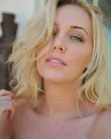 Hayleys Secrets - 76-0077