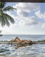 Mpl Studios - 45-cara-mell-tropical-impression-0046